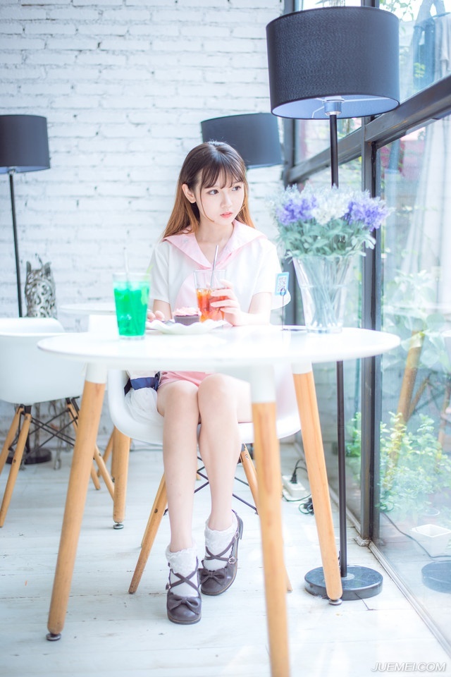 他发愿说：从今以后，咱们只有死别，不再生离。